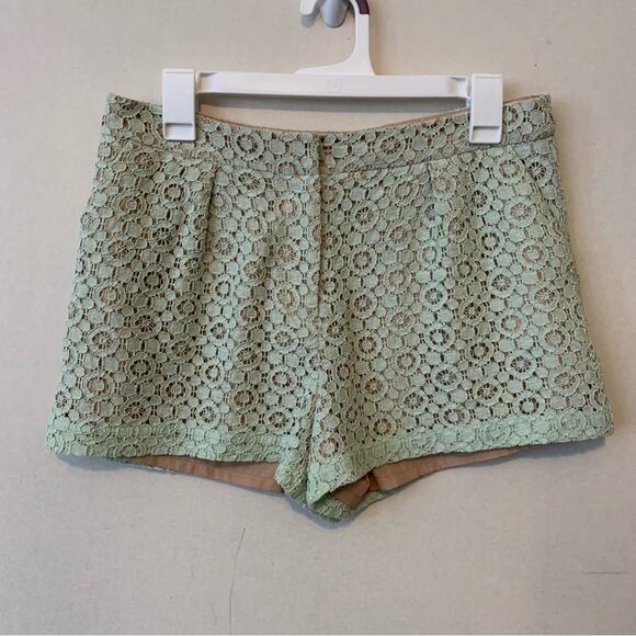 Victoria Beckham For Target Mint Green Lace Overlay Pleated Preppy Shorts - Picture 1 of 4